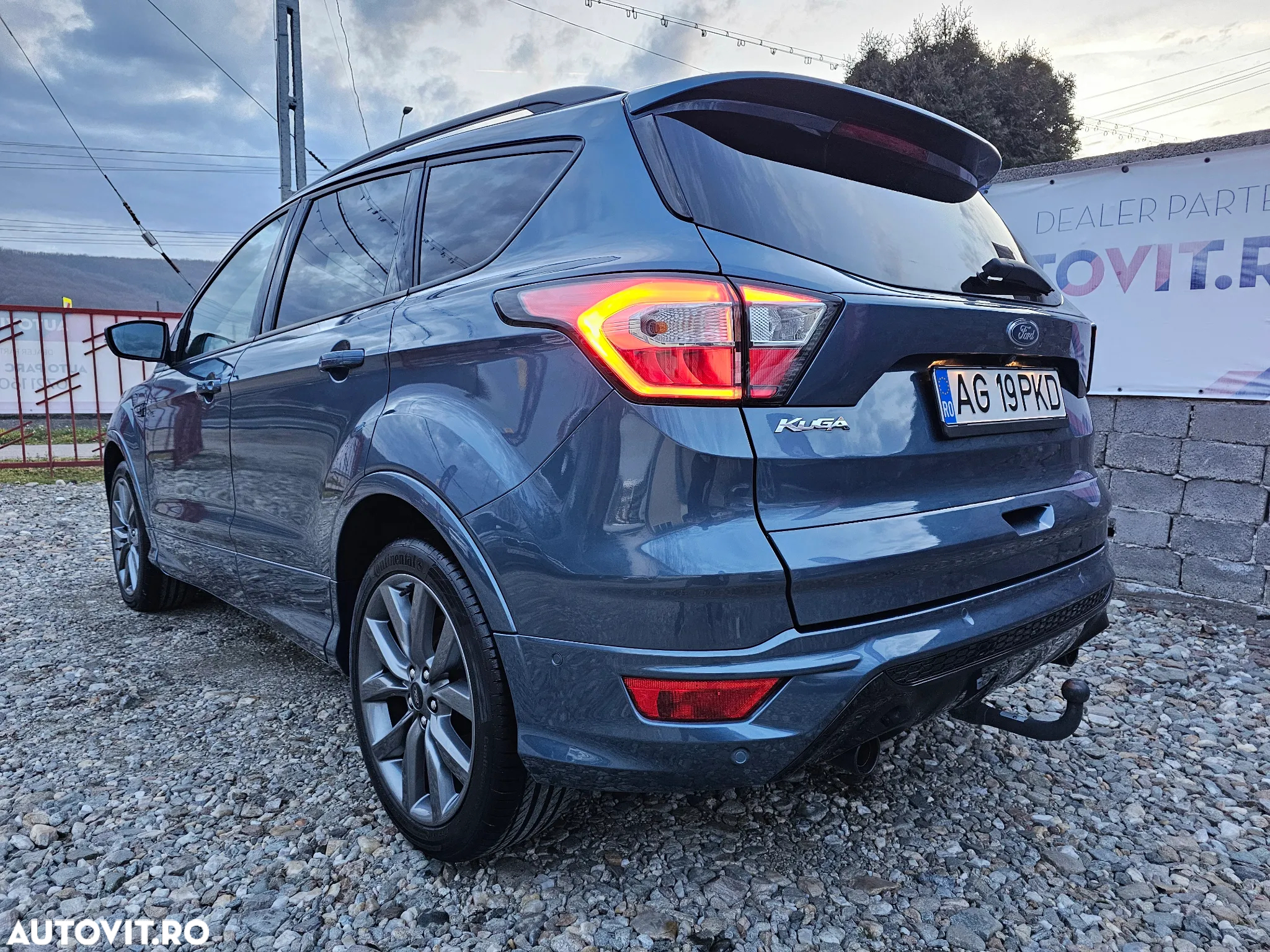 Ford Kuga - 11