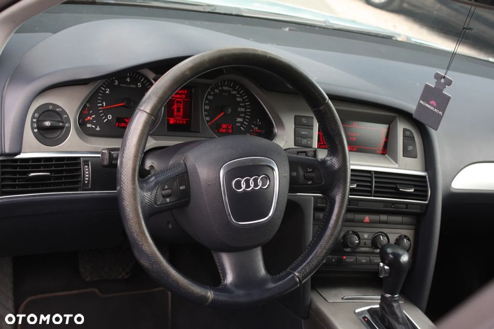 Audi A6 Avant - 23