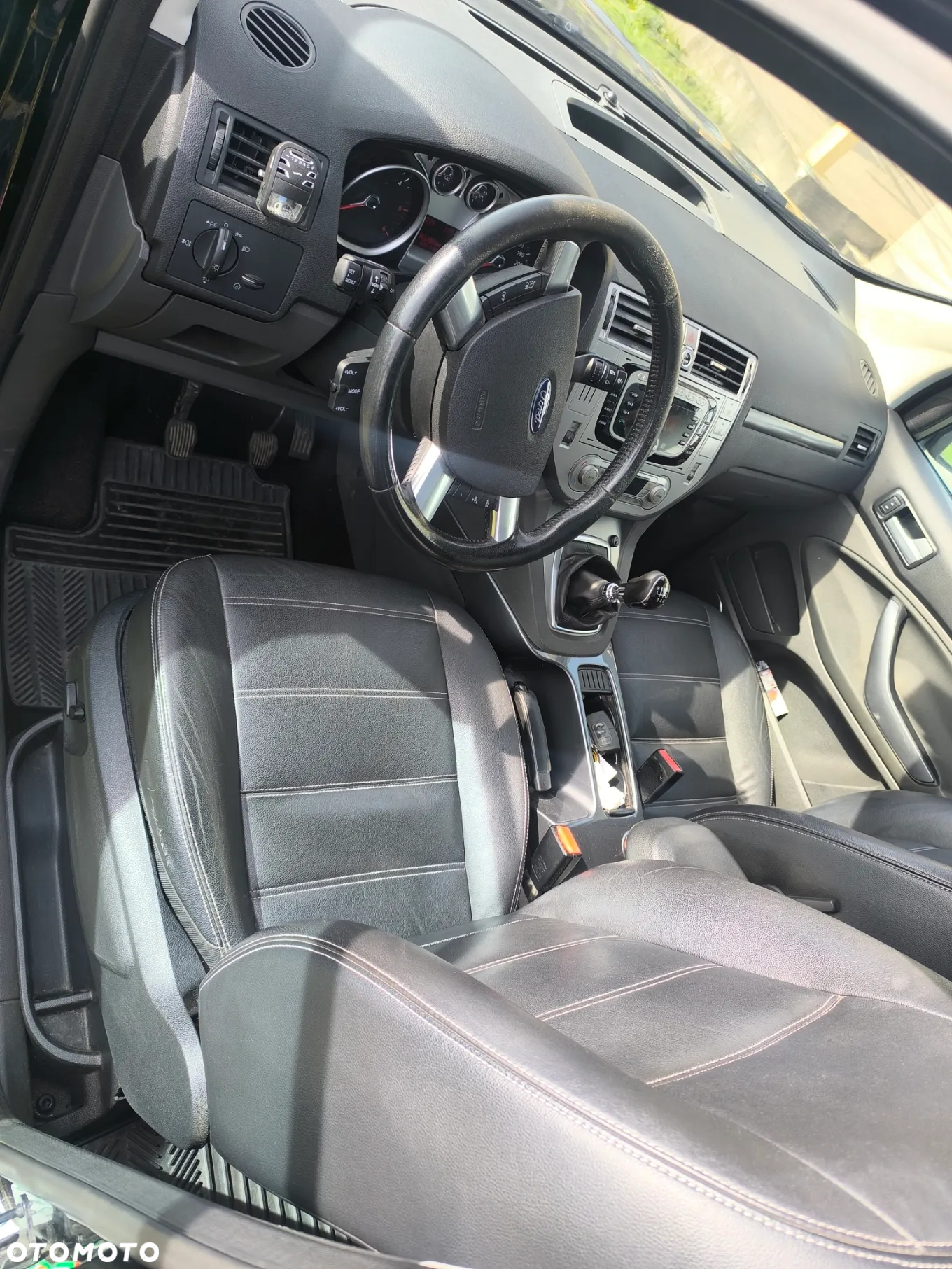Ford Kuga 2.0 TDCi Titanium - 4