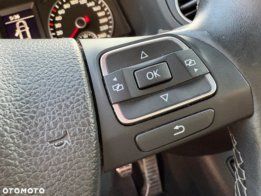 Volkswagen Golf Plus - 16