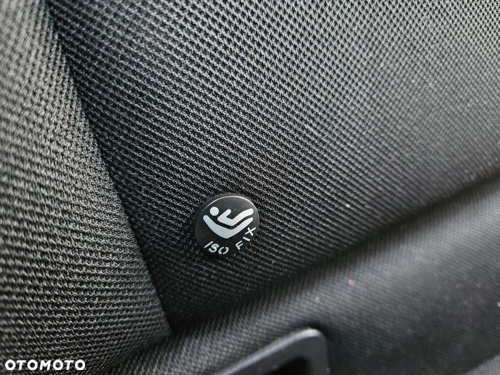 Renault Clio - 36