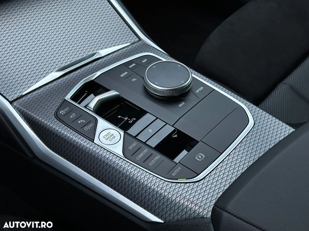 BMW Seria 3 320i xDrive Aut. M Sport - 17