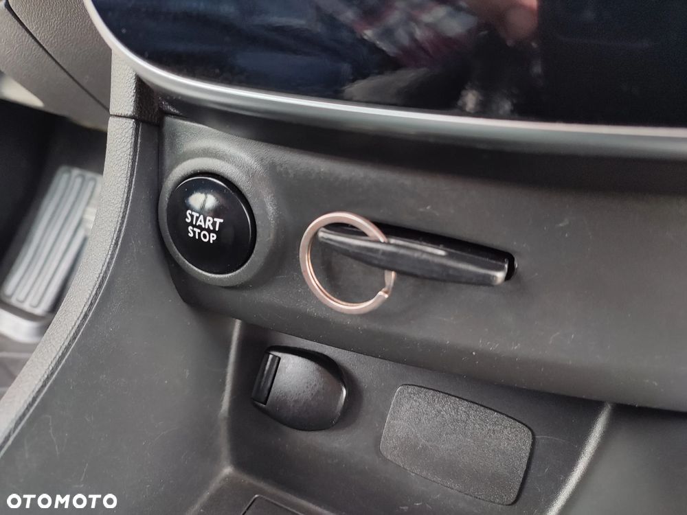 Renault Clio - 28