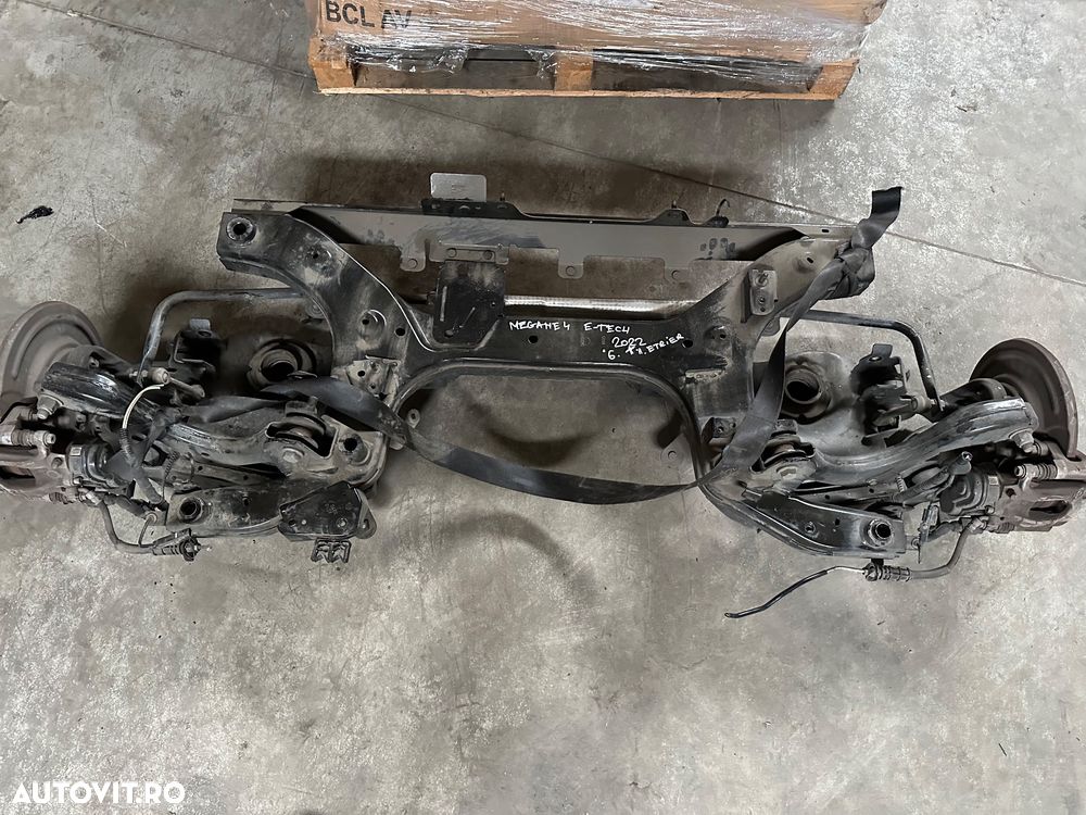 Punte spate RENAULT MEGANE 4 an 2022 1.6 E-tech - 1