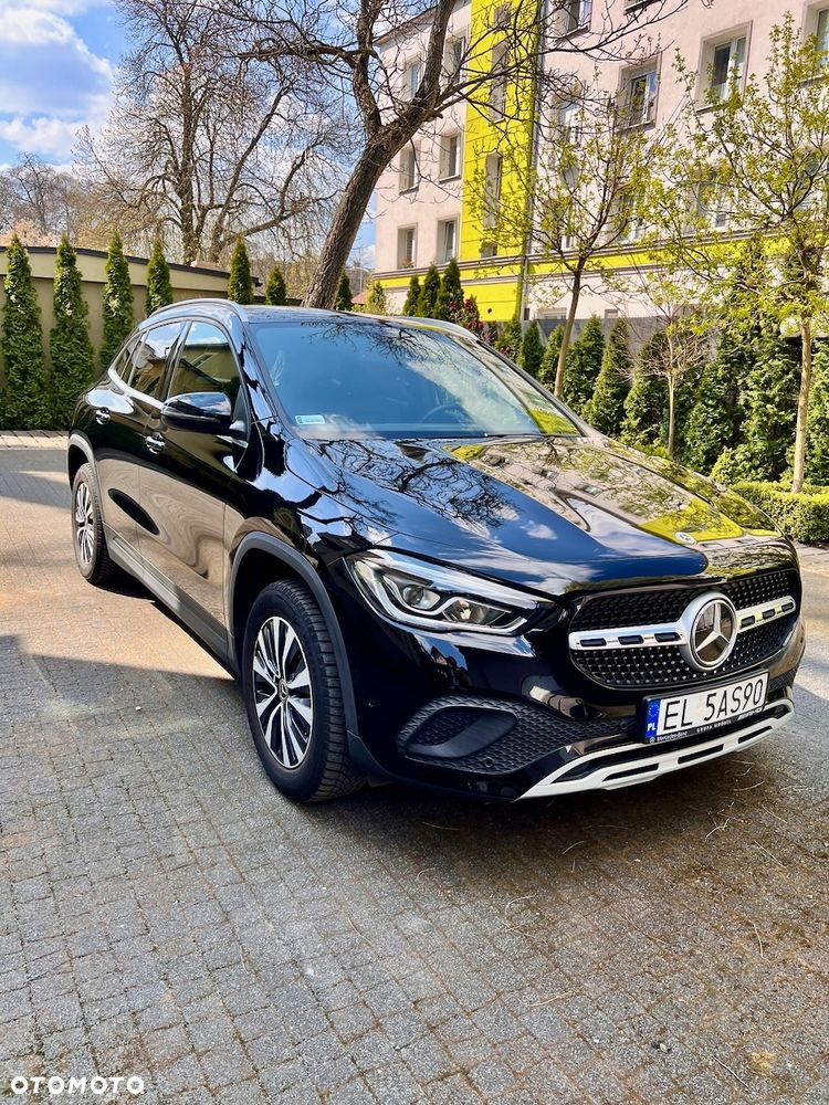Mercedes-Benz GLA 200 4-Matic Style - 1