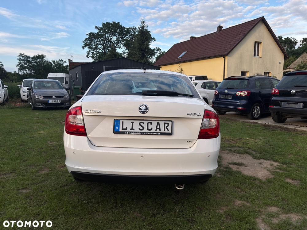 Skoda RAPID 1.2 TSI Active - 4