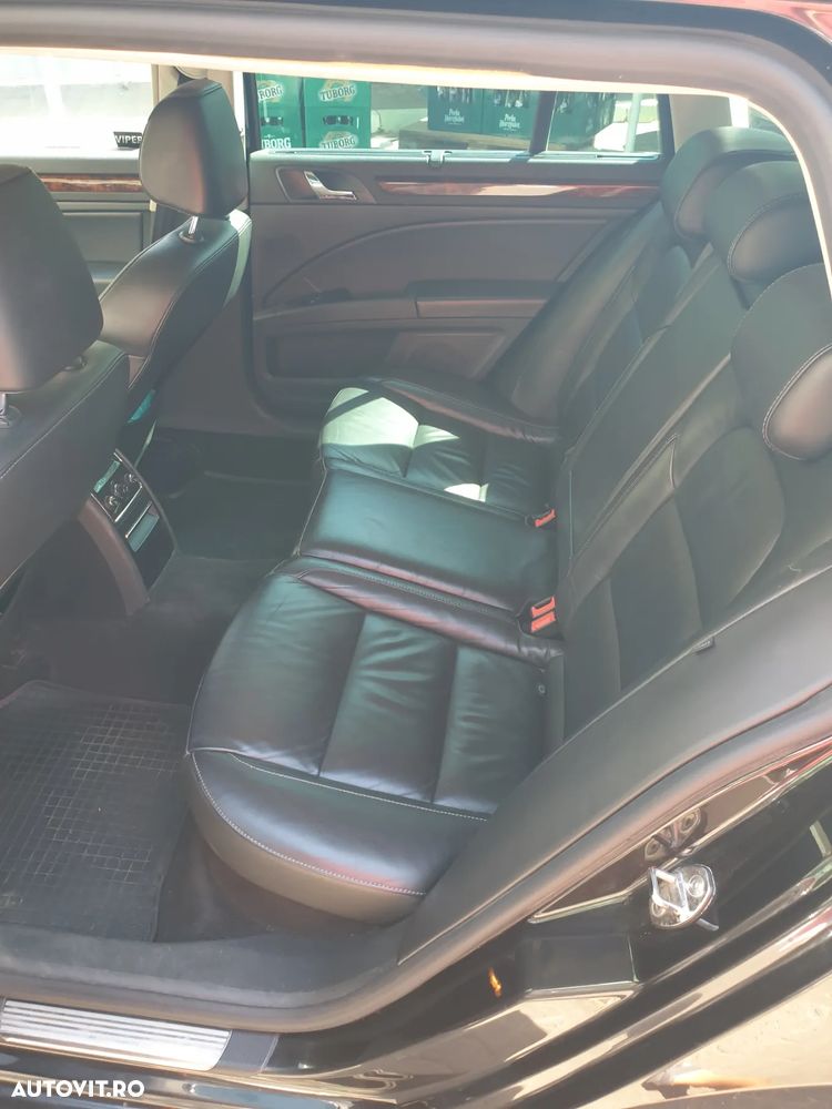 Skoda Superb 2.0 TDI Exclusive - 9