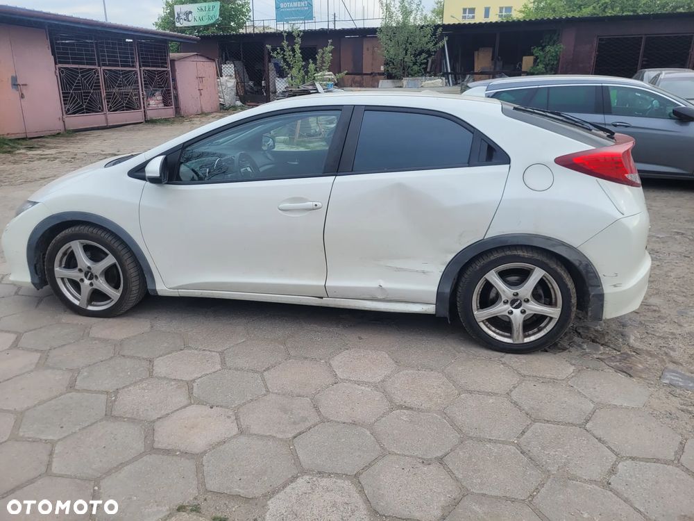 Honda Civic 1.6 i-DTEC Style Edition - 16