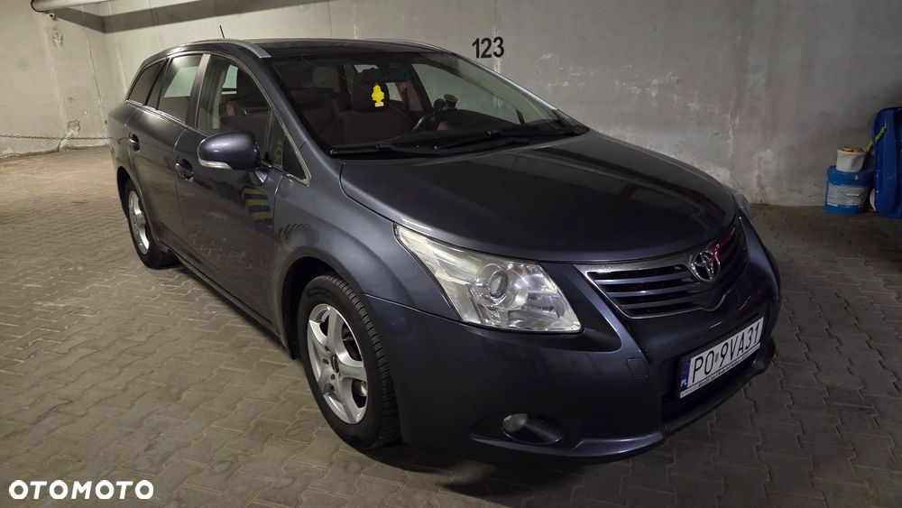 Toyota Avensis 2.0 D-4D Luna - 15