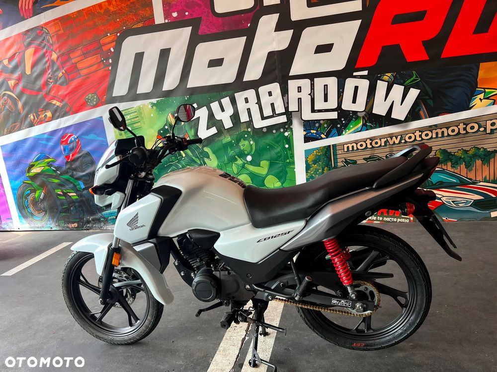Honda CB - 12