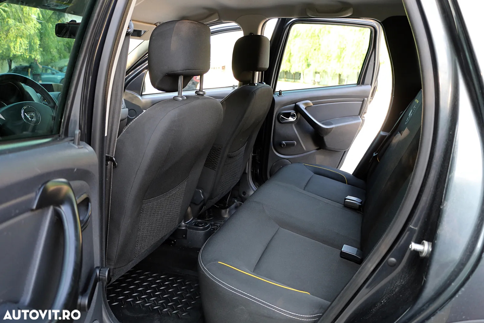 Dacia Duster 1.5 dCi 4x2 Laureate - 13