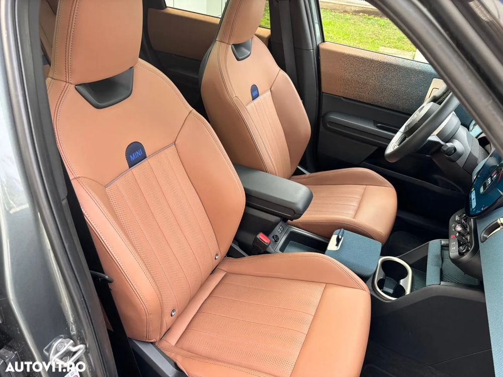 Mini Countryman C John Cooper Works Trim - 24