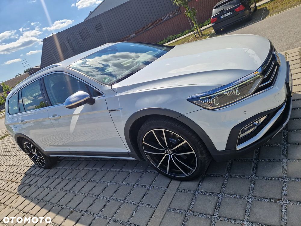 Volkswagen Passat Alltrack 2.0 TDI SCR 4Motion DSG - 2