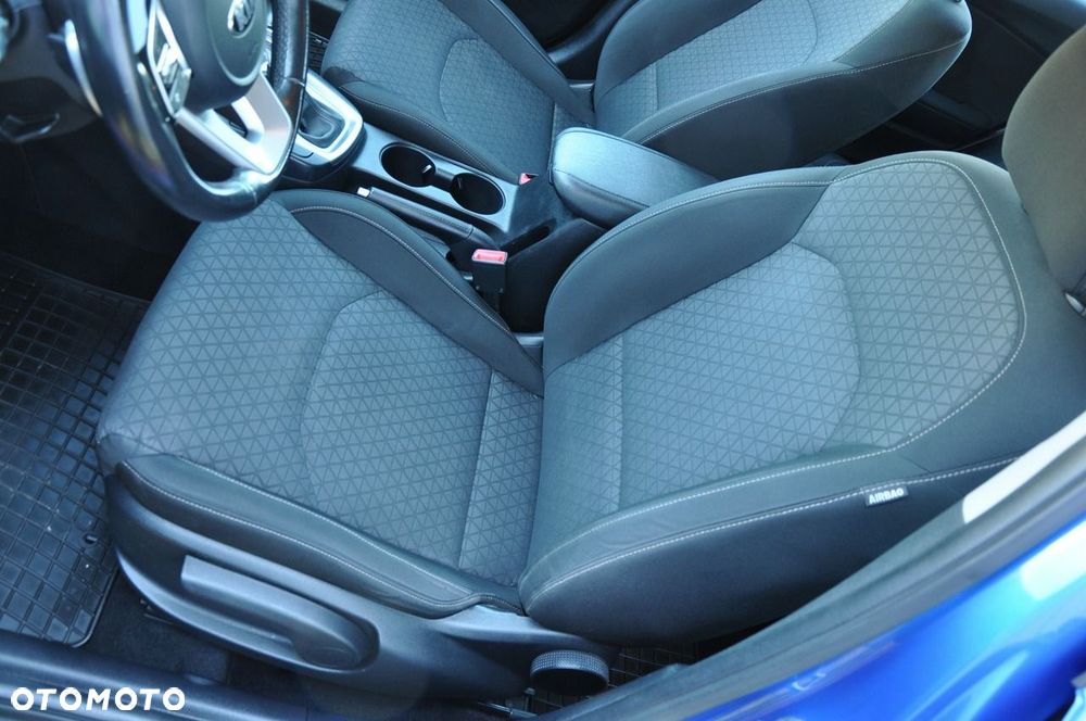 Kia Ceed 1.4 T-GDI L Business Line DCT - 12
