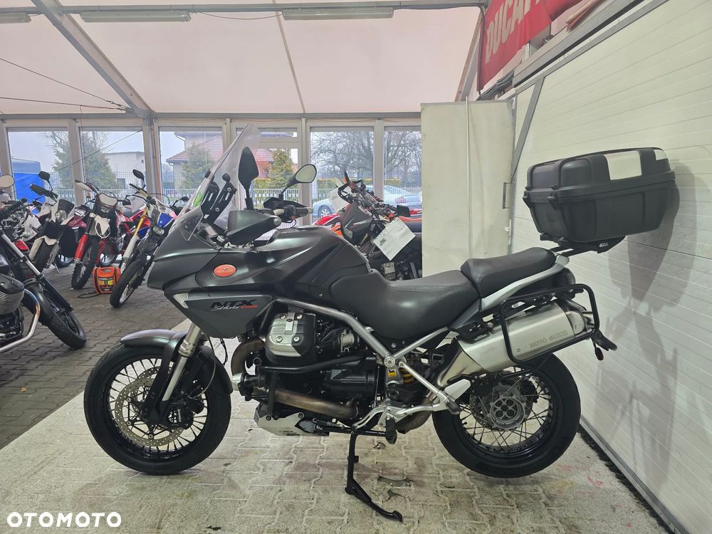 Moto Guzzi Stelvio - 8