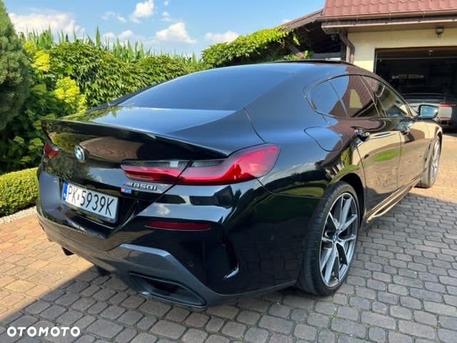 BMW Seria 8 - 12