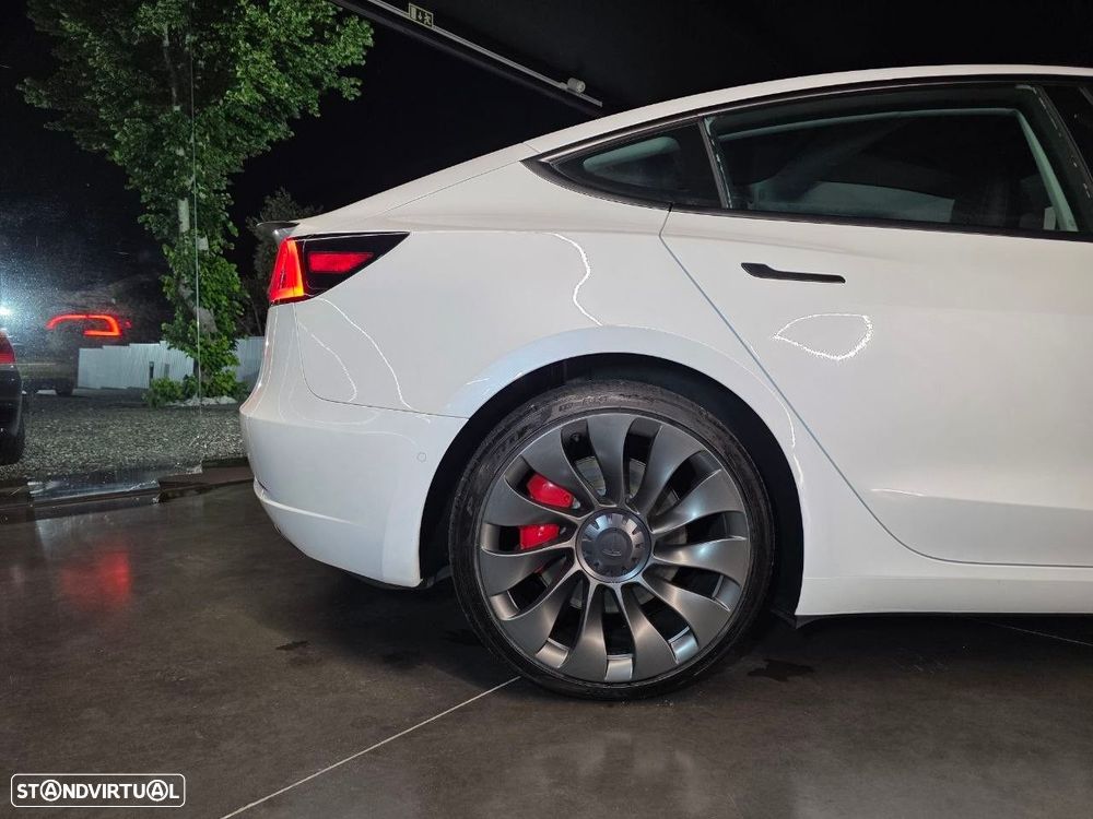 Tesla Model 3 Performance Dual Motor AWD - 29