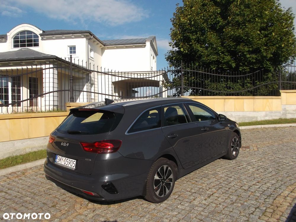 Kia Ceed 1.5 T-GDI M - 10