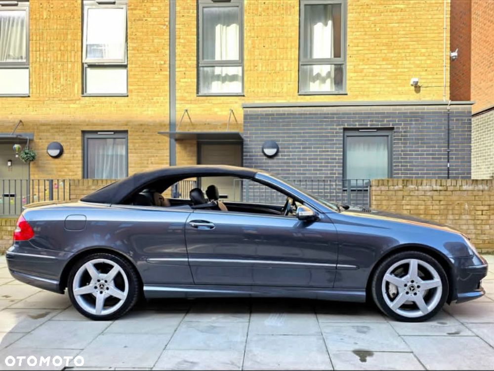 Mercedes-Benz CLK - 4