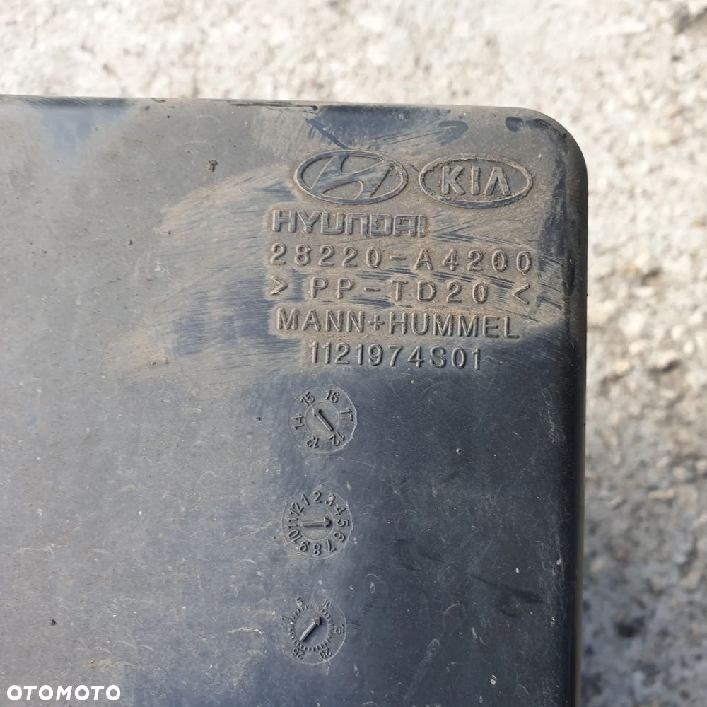 KIA CARENS IV 1.7 CRDI OBUDOWA FILTRA POWIETRZA REZONATOR 28220-A4000 28220-A4200 28164-2A500 - 3