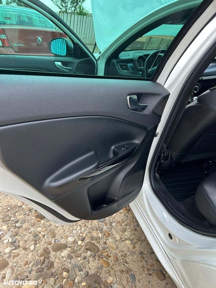 Alfa Romeo Giulietta 1.6 Mjet Distinctive - 9