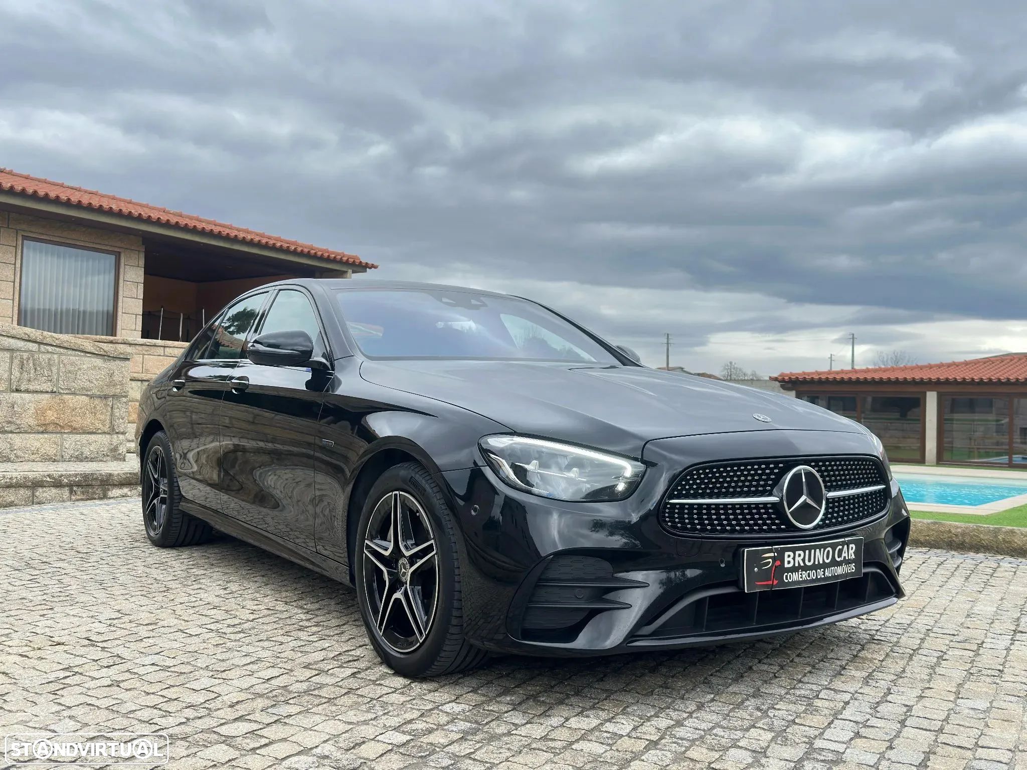 Mercedes-Benz E 300 de AMG Line - 1