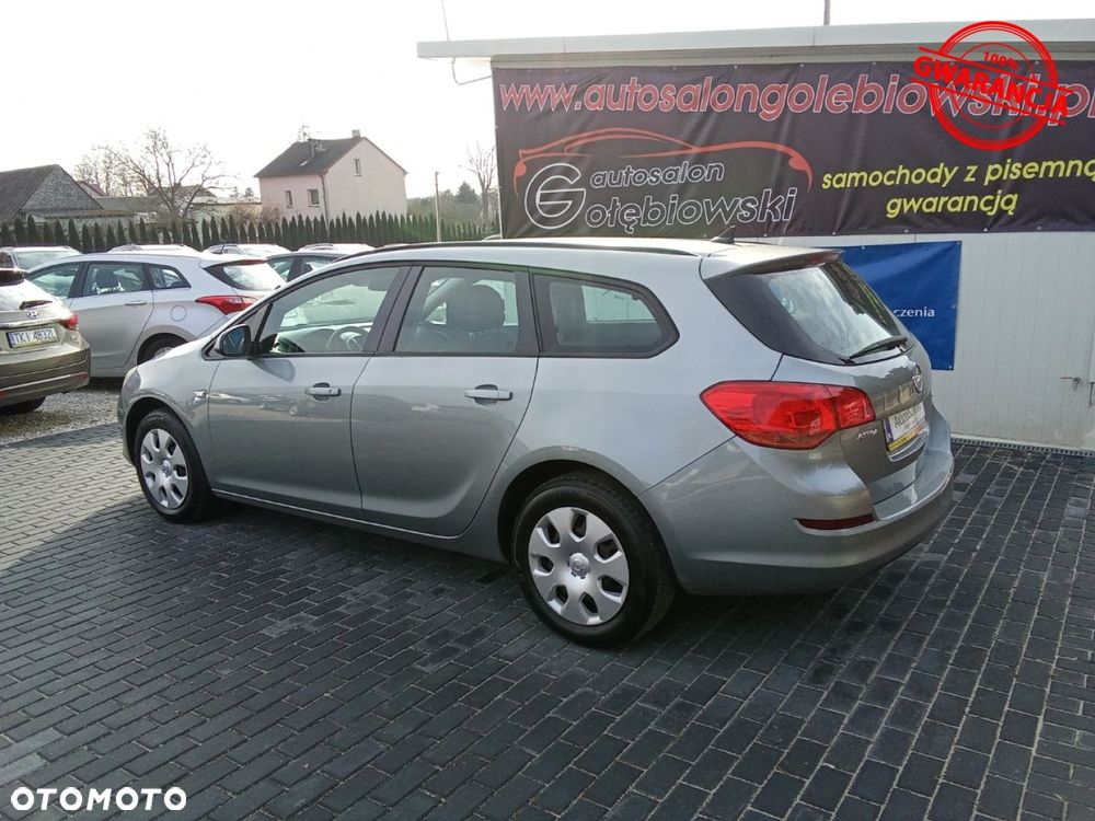 Opel Astra - 11