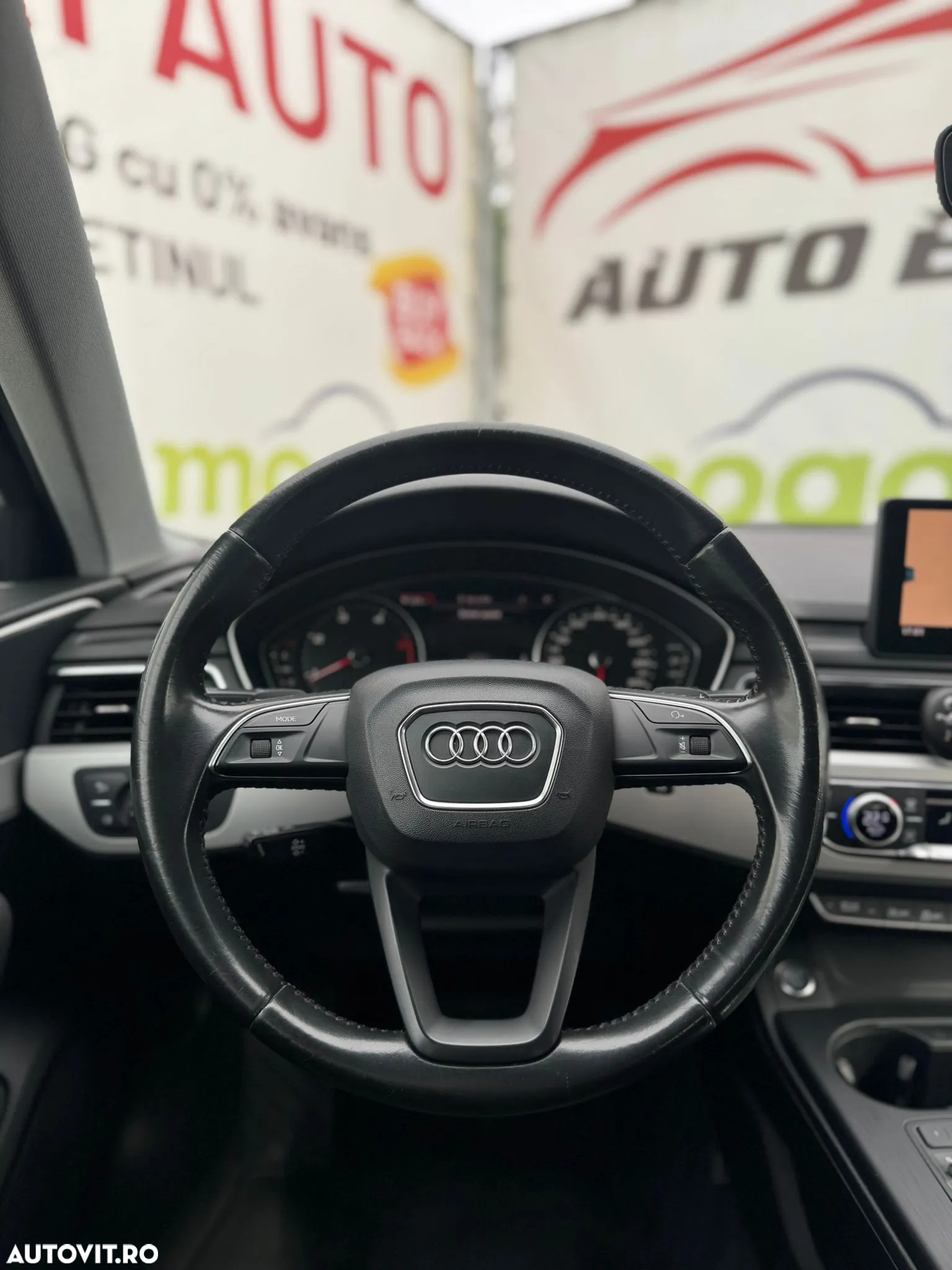 Audi A4 Avant 2.0 TDI Multitronic - 32