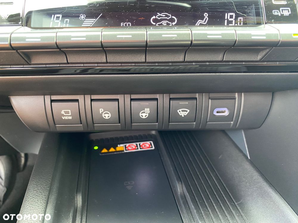 Toyota C-HR 2.0 Hybrid Lounge Premiere - 18