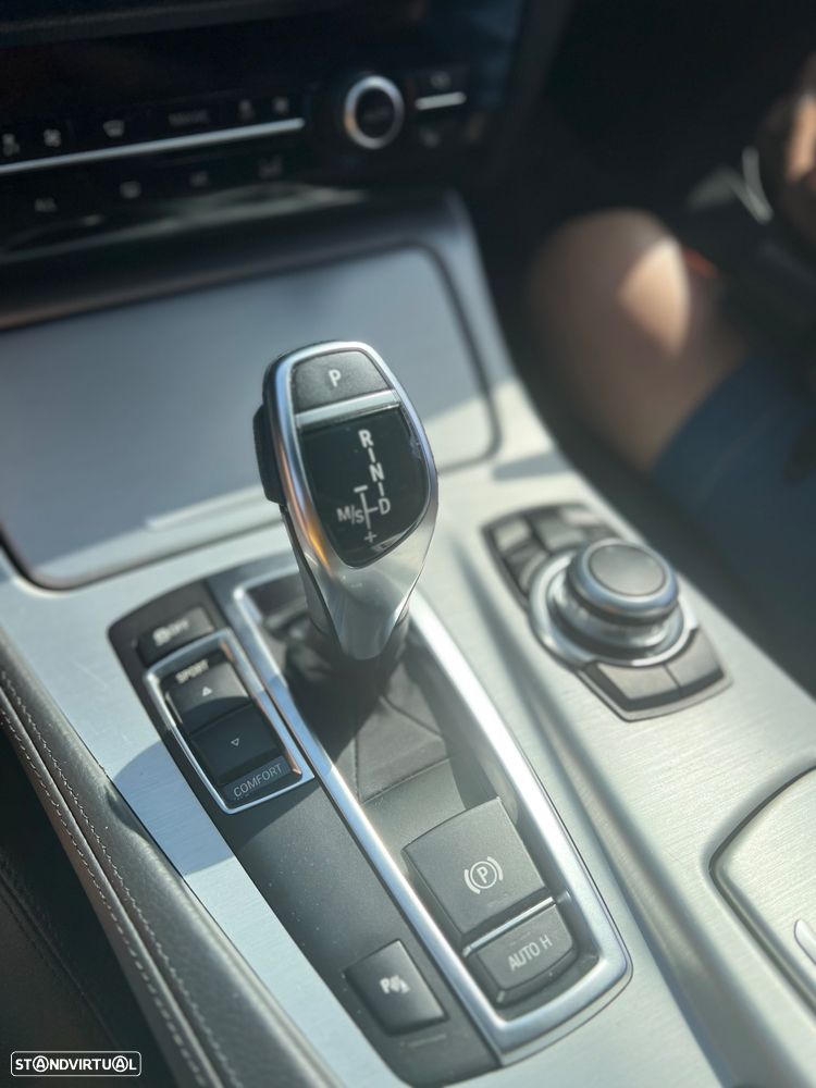BMW 520 d Auto - 19