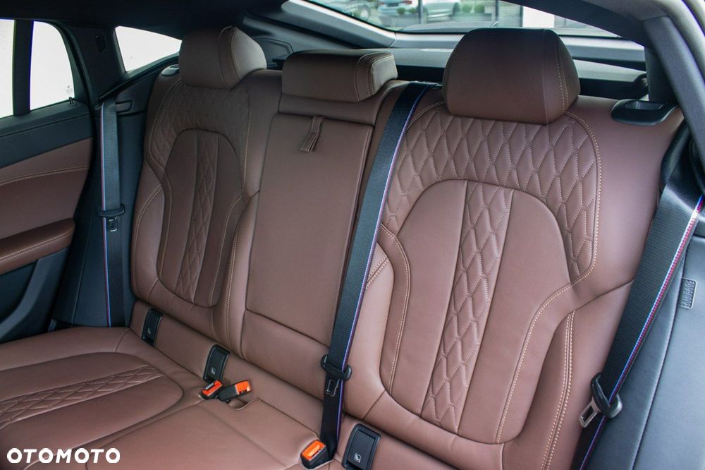 BMW X6 - 17