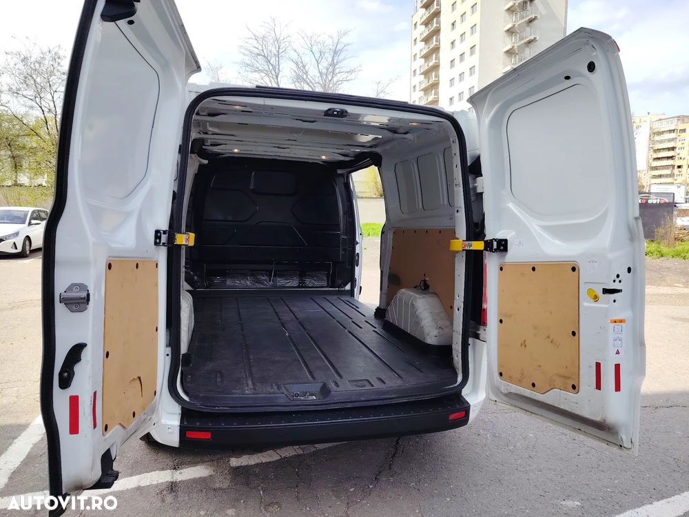 Ford Tranzit Custom - 2