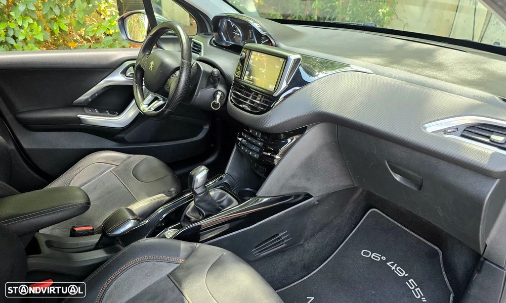 Peugeot 2008 e-HDi FAP 92 STOP & START Allure - 21