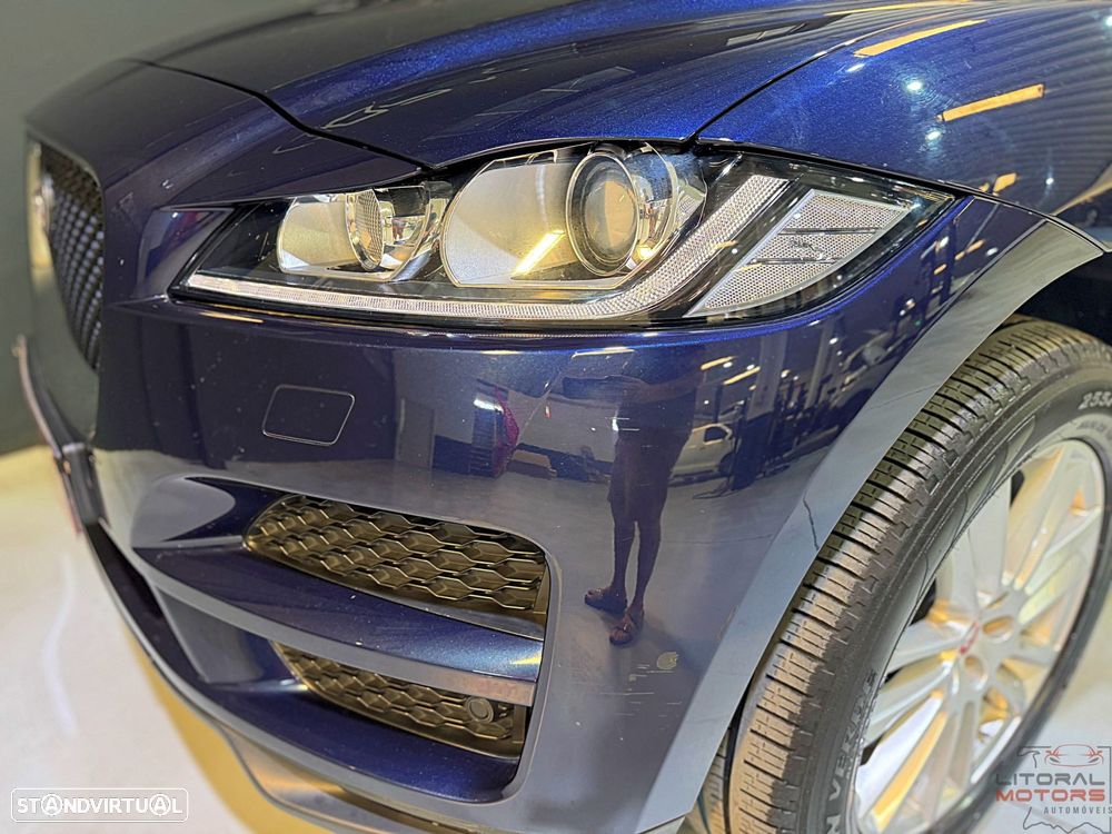Jaguar F-Pace 25d AWD Aut. Portfolio - 6
