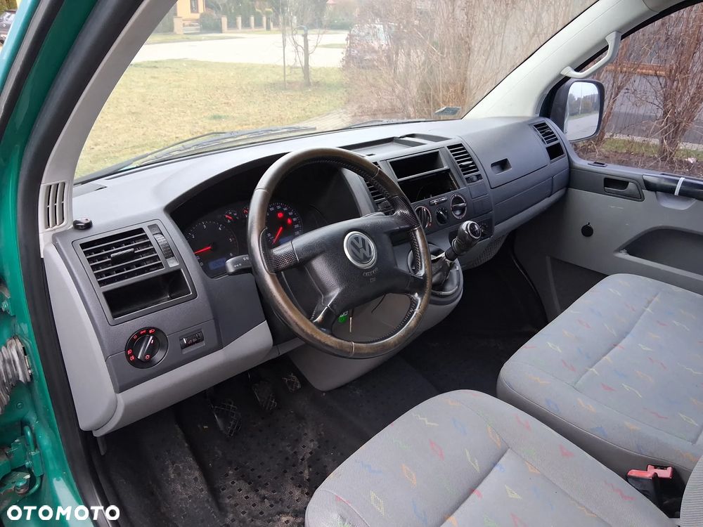 Volkswagen Transporter - 7