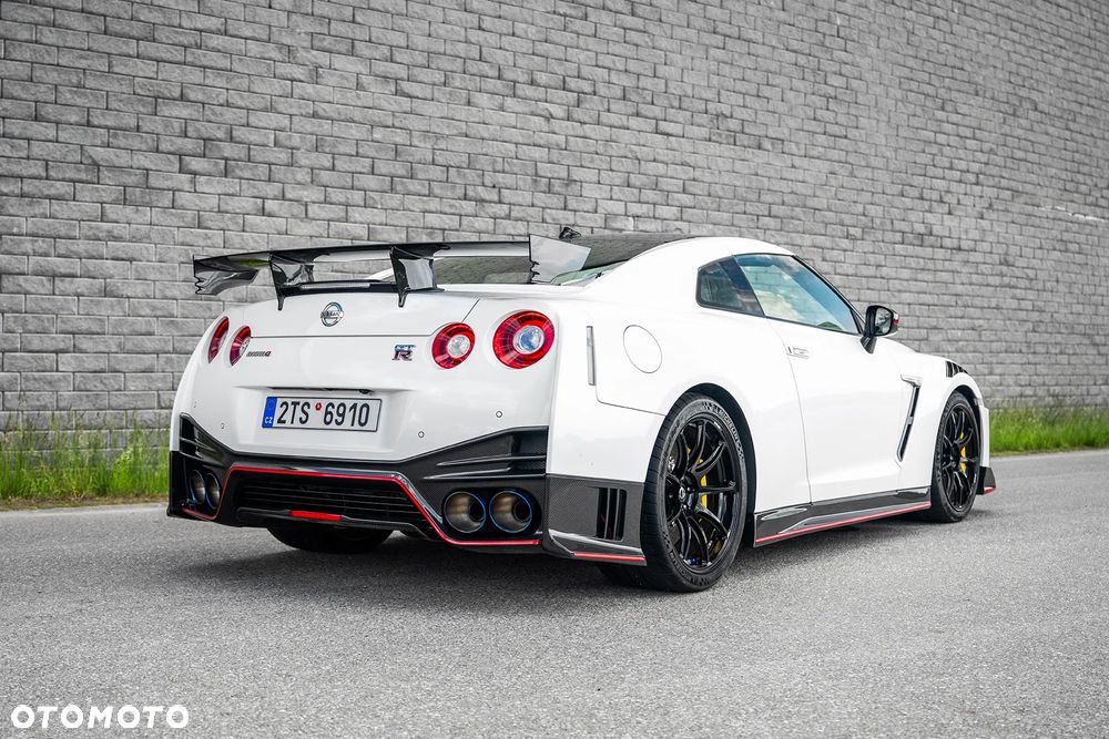 Nissan GT-R Nismo 2020 - 7