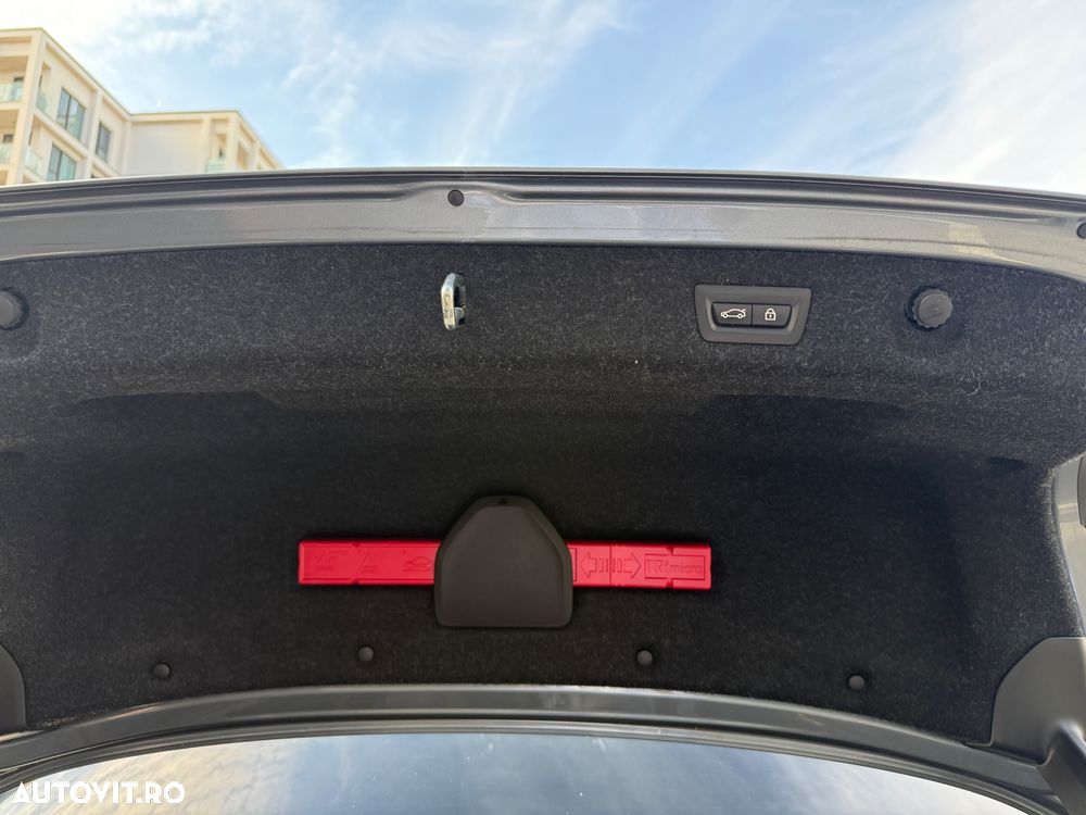 BMW Seria 5 530i xDrive AT - 8