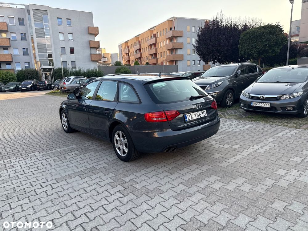 Audi A4 Avant 2.0 TDI - 7