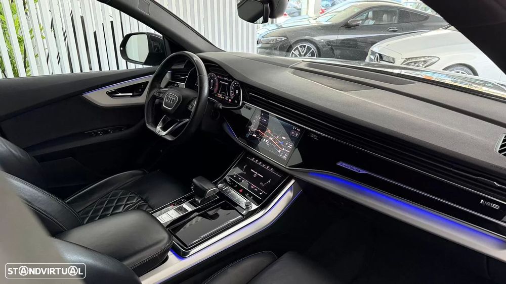 Audi Q8 50 TDI quattro Tiptronic - 24