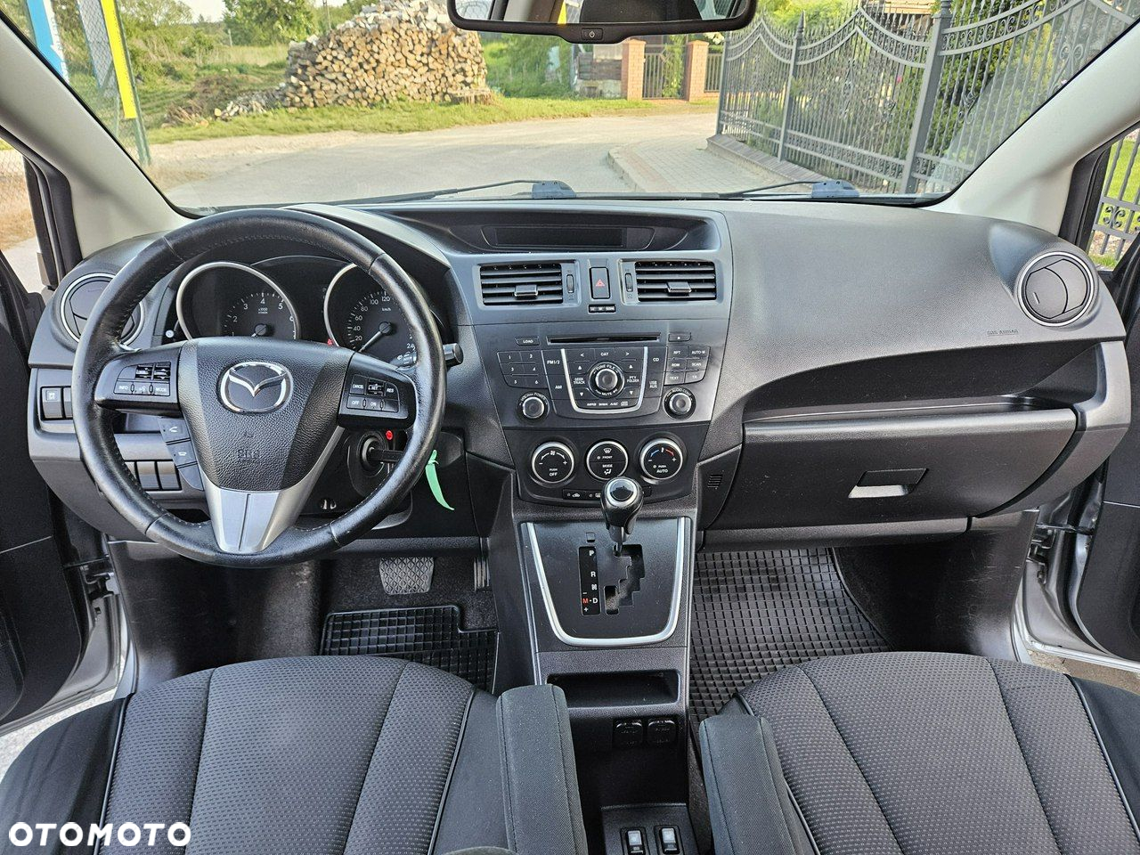 Mazda 5 - 14