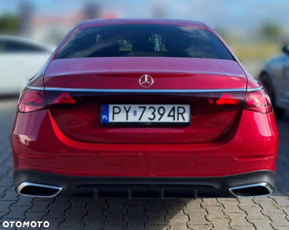 Mercedes-Benz Klasa E - 9