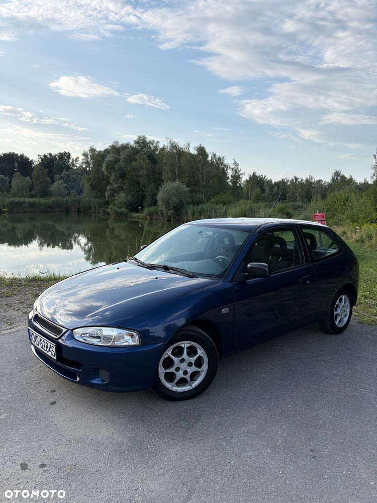 Mitsubishi Colt - 2