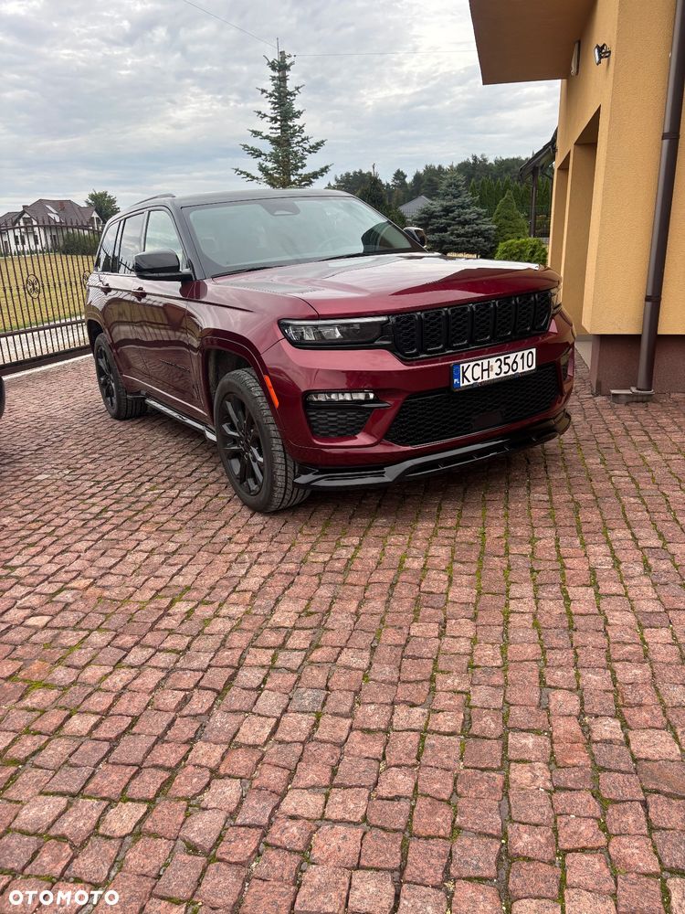 Jeep Grand Cherokee - 17