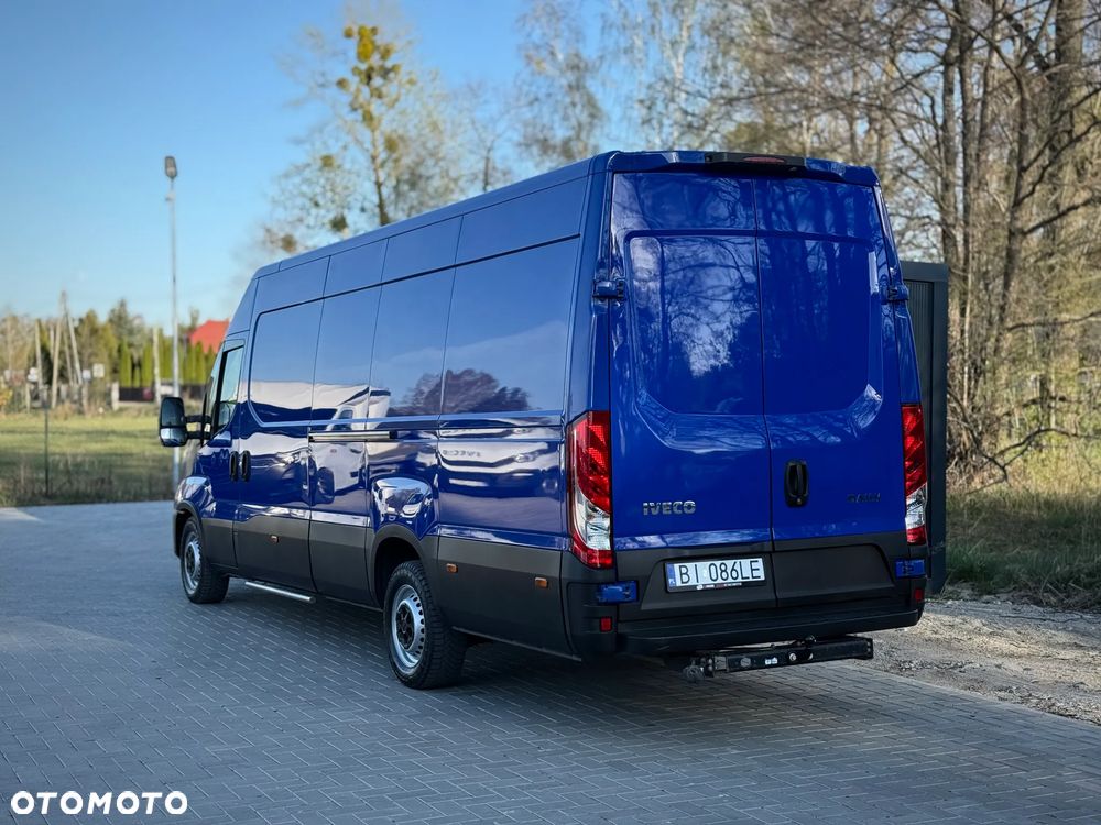 Iveco Daily 35S18 3.0 HPI 180KM / Maxi Długi L4 H2 / 2022 ROK PRODUKCJI / 176.409KM PRZEBIEG/ PNEUMATYKA / ZAREJESTROWANY W PL - 17
