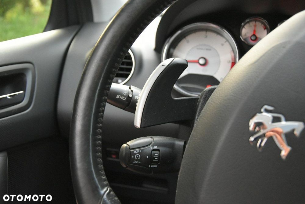 Peugeot 308 e-HDi FAP 110 Stop&Start ESG6 Allure - 29