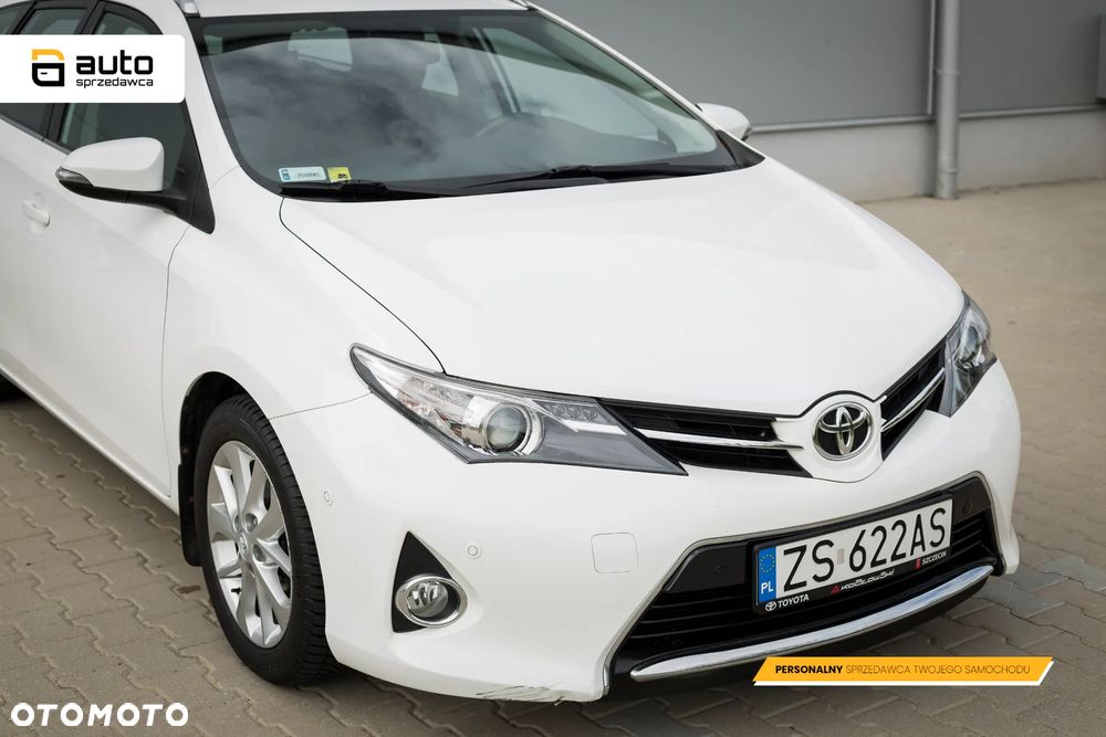 Toyota Auris 1.33 VVT-i Premium Comfort - 6