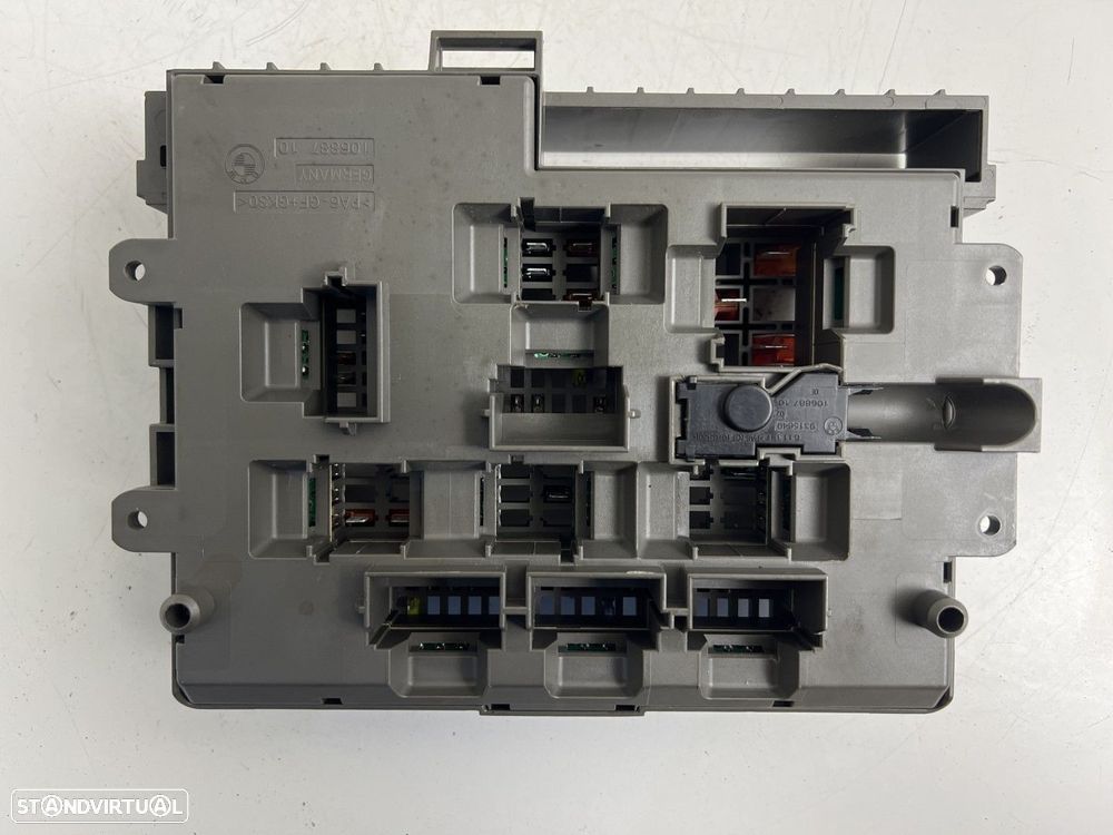 Caixa de fusíveis BMW 1 (E87) REF. 9119446-04 - 2