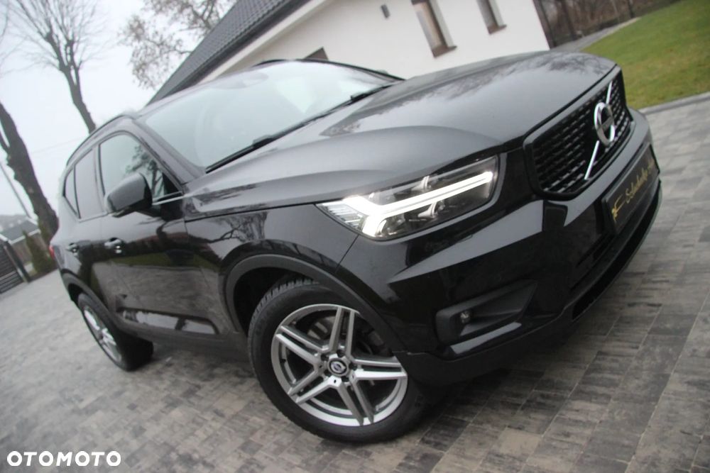 Volvo XC 40 D4 AWD Geartronic R-Design