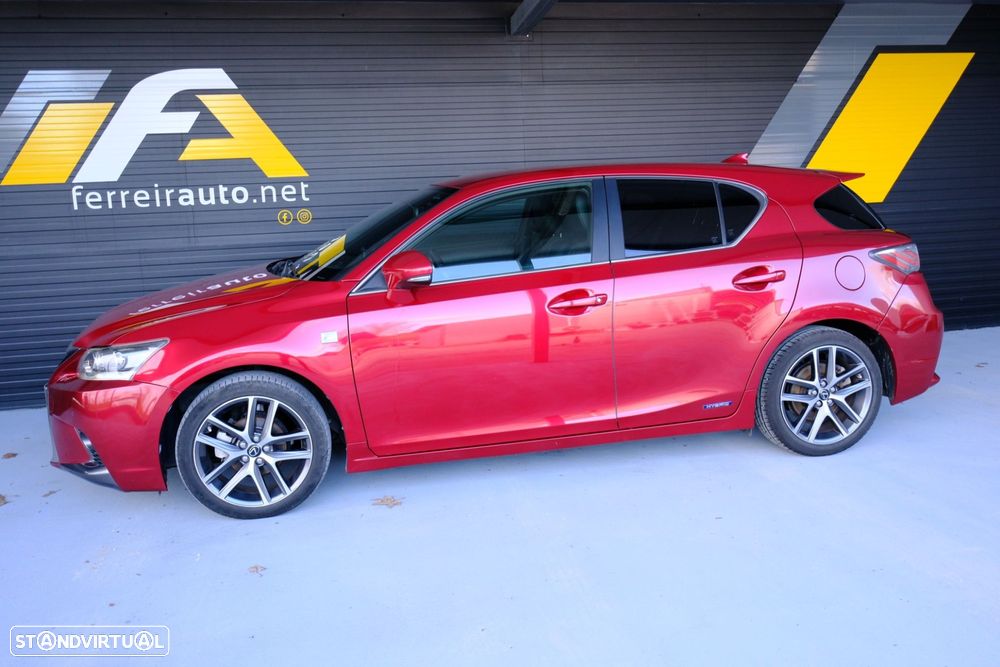 Lexus CT 200h - 4