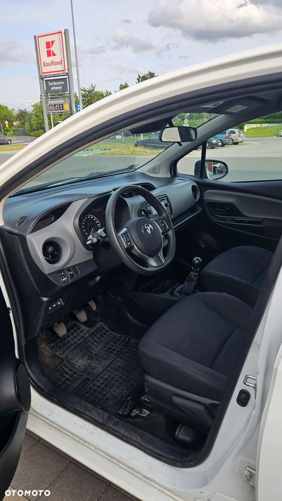 Toyota Yaris 1.5 Active - 8